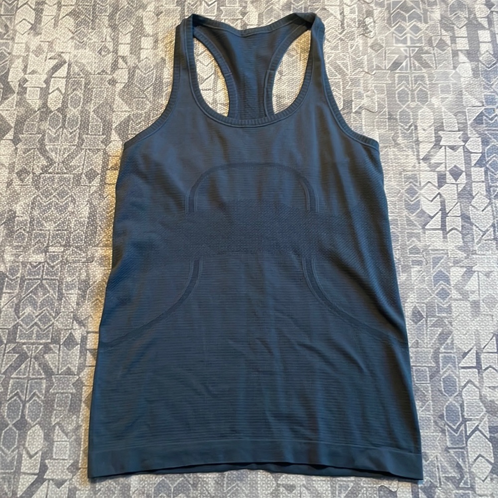 Swiftly tech racerback